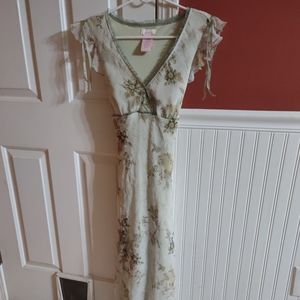 Speechless woman's dress.